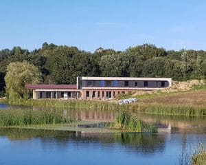 Lake House a Para 80 (Para 79), energy efficient passive house. Another grand design by Hawkes Architecture.